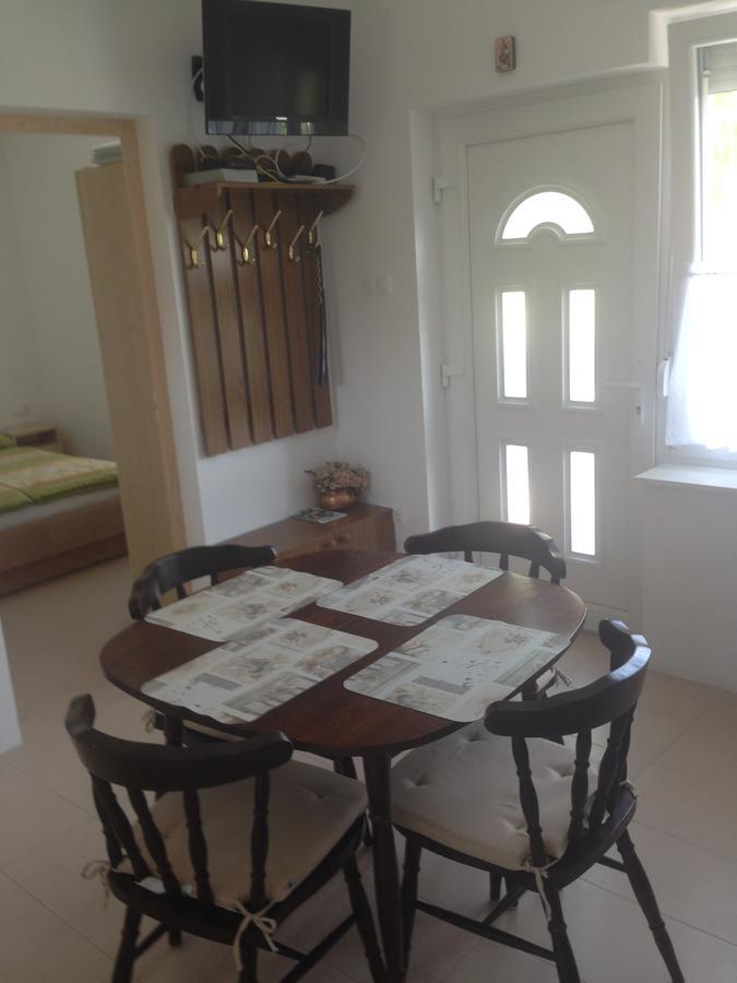 Dodo Apartman ซาลาคาโรส ภายนอก รูปภาพ